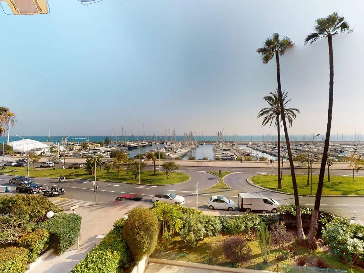 Bel Appartement Avec Terrasse, Piscine, Parking Et Wifi - Fr-1-196-321 Menton